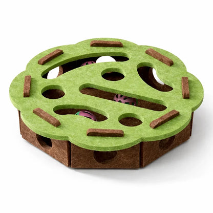 Moor, felt puzzle box toy